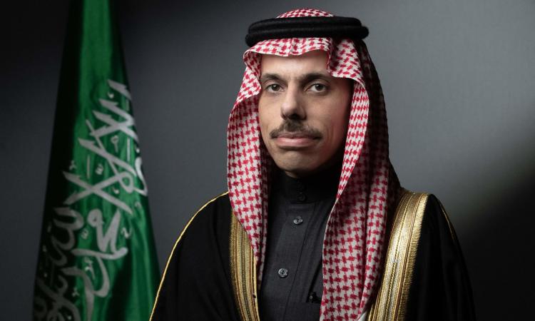 الأمير فيصل بن فرحان يلتقي وزيرة خارجية كندا لبحث التطورات العالمية الراهنة