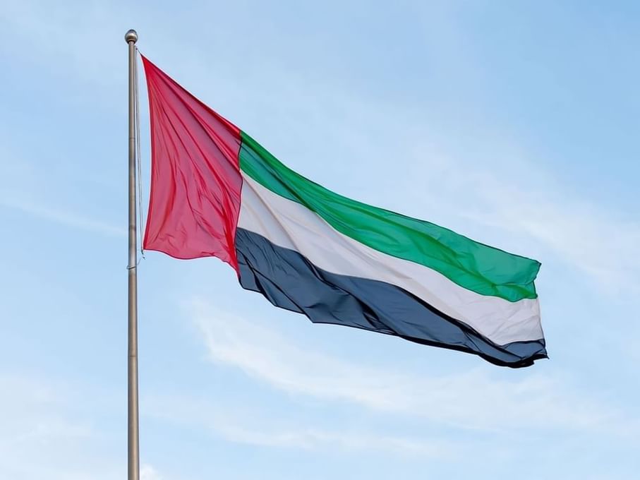 أعضاء المجلس الأعلى للاتحاد يهنئون رئيس الدولة ونائبيه بعيد الأضحى المبارك