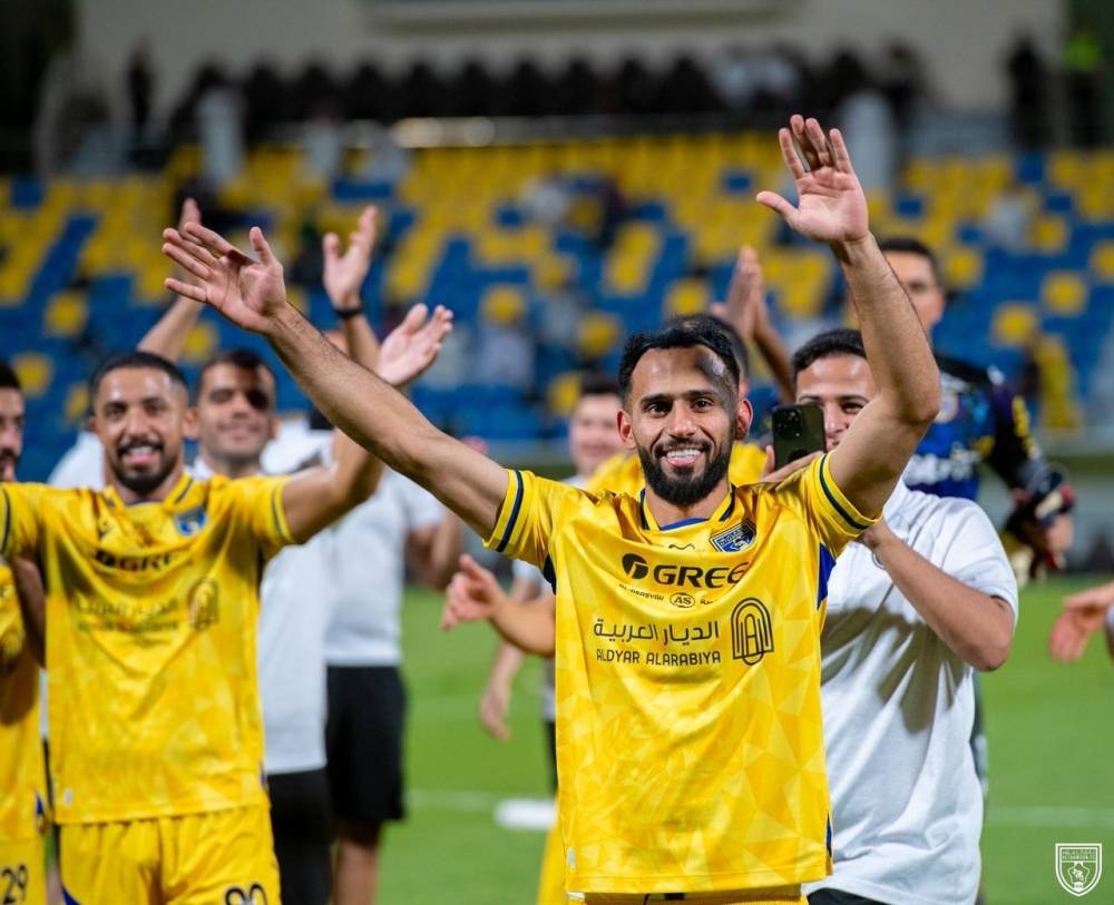 مصادر «عكاظ»: مندش في دائرة اهتمام أندية «روشن»