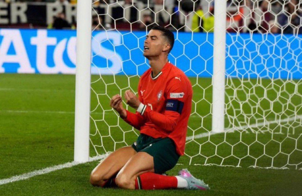 كريستيانو يقود منتخب بلاده إلى نهائي القارة الأوروبية