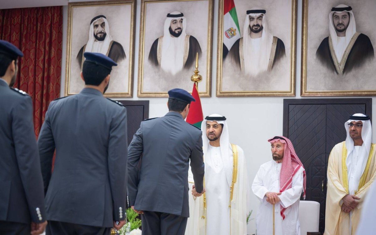 حمدان بن زايد يحيي صلاة عيد الأضحى في مسجد الشهداء ويستقبل المهنئين في مجلس مدينة زايد