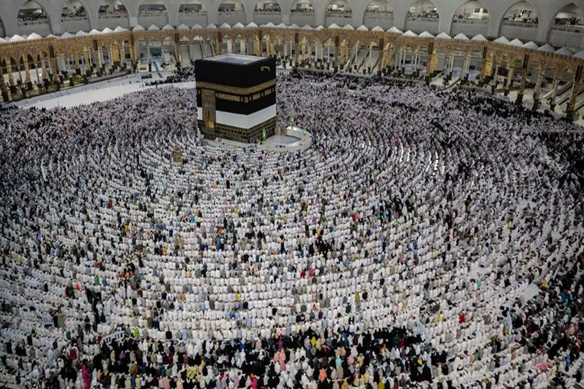 وزير الصحة يقوم بجولة تفقدية للاطمئنان على صحة الحجاج المصريين في السعودية