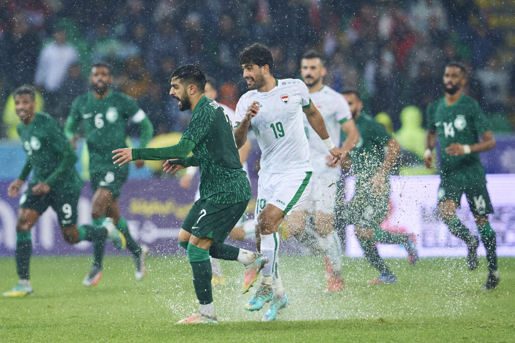 العراق يتحدى السعودية في سباق استضافة ملحق آسيا لكأس العالم 2026