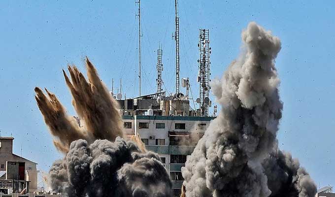 عاجل: استشهاد 36 مدنيًا جراء قصف إسرائيلي مركز توزيع المساعدات