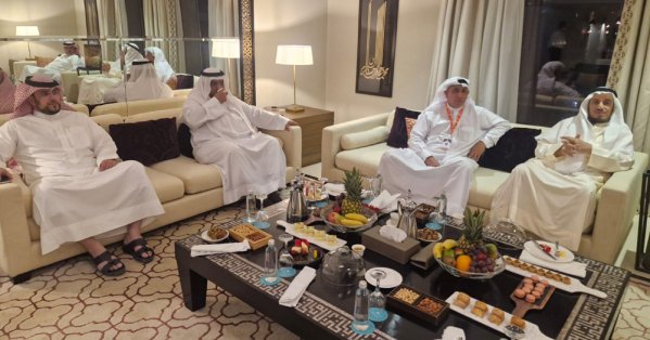 رئيس بعثة البحرين للحج يتفقد حملات الحج البحرينية في مكة المكرمة