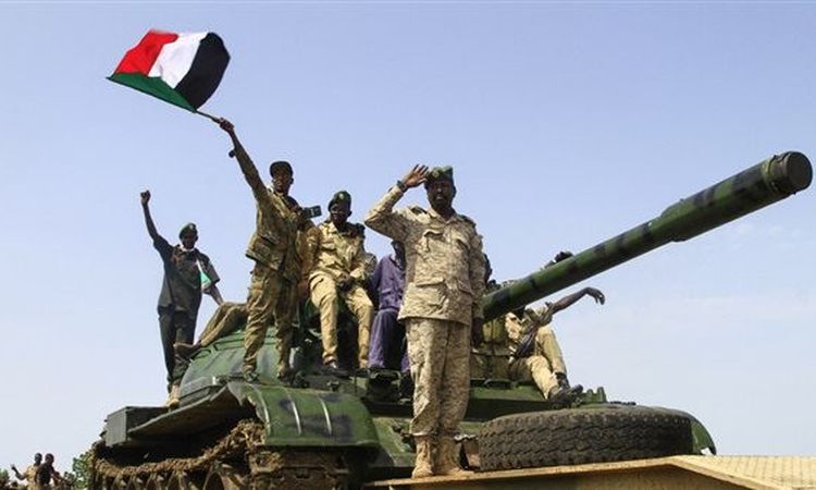 القوات المسلحة السودانية تتخذ قرارًا عاجلاً لحماية المثلث الفاصل مع مصر في مواجهة العدوان