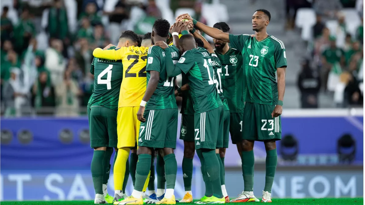 السعودية تواجه تحديات صعبة في سباق التأهل إلى مونديال 2026 عبر الملحق