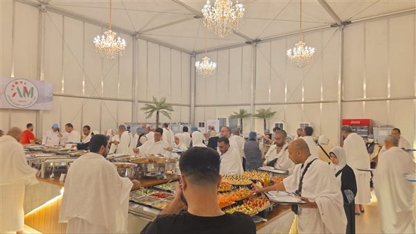 نائب رئيس اتحاد الغرف السياحية: المؤشرات تؤكد التزام المطوفين وشركات الخدمة الميدانية بتوفير كافة الخدمات المتفق عليها للحجاج 6/5/2025 3:28:11 PM